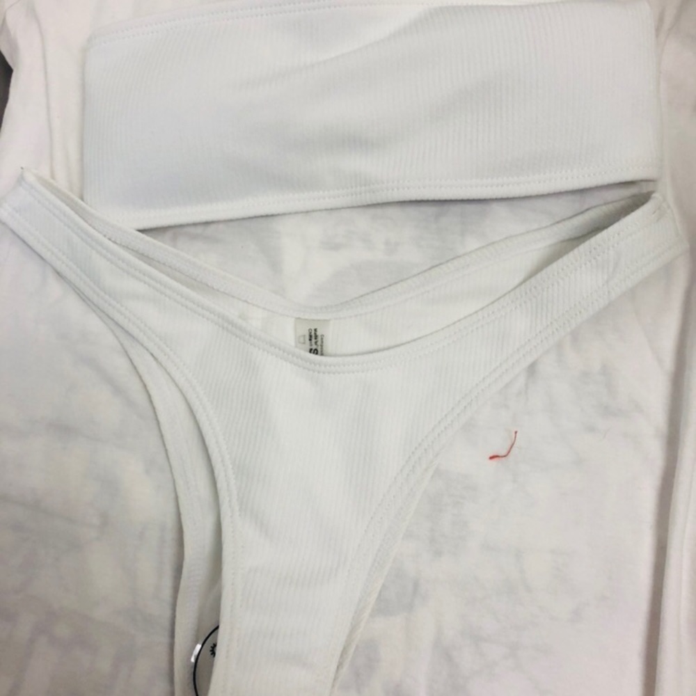 Zaful High Cut Ribbed Bandeau Bikini Set - White - Picture 4 of 5